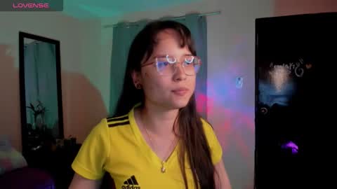 Cat-FOLLOWME and we talk IGshantal cerezo online show from 02-11-26, 08:47