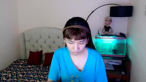 SHANTA FOX  s online show from 01-13-26, 01:49