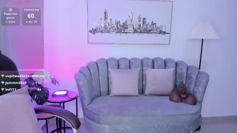 Snapshot of shantall_wills chatting on 04-25-26, 01:52 Shantall wills online show from 04-25-26, 01:52