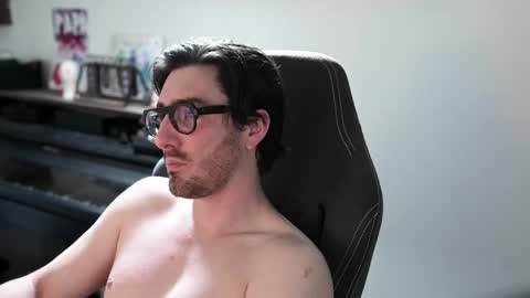 Snapshot of shape80 chatting on 03-15-26, 02:45 frenchy boy online show from 03-15-26, 02:45