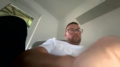 Sharksboy online show from 12-28-24, 02:42