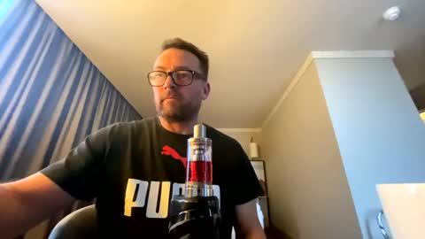 Sharksboy online show from 10-30-25, 07:54