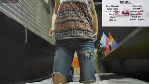 sharkysimon online show from 11-15-25, 03:48