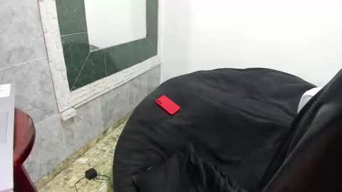 Snapshot of sharlot07 chatting on 02-22-25, 05:12 Sharlot07 online show from 02-22-25, 05:12