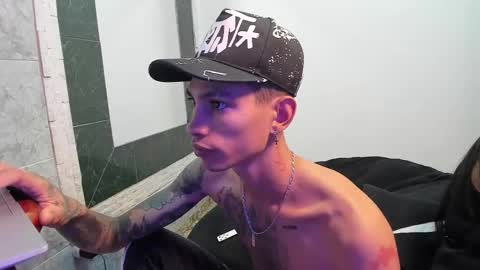 Snapshot of sharlot07 chatting on 02-23-25, 07:55 Sharlot07 online show from 02-23-25, 07:55