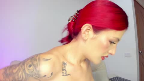 Hi fiends ---- I usually start online from Monday to Friday from 1000 am Saturdays and Sundays at 600 am Colombia time online show from 01-04-25, 11:33