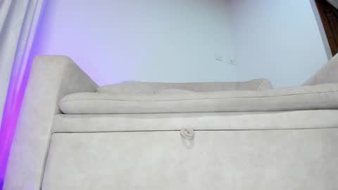 Hi fiends ---- I usually start online from Monday to Friday from 1000 am Saturdays and Sundays at 600 am Colombia time online show from 01-13-25, 09:42