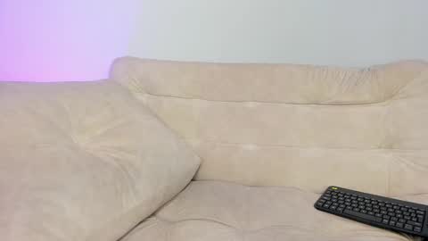 Hi fiends ---- I usually start online from Monday to Friday from 1000 am Saturdays and Sundays at 600 am Colombia time online show from 03-04-25, 09:32