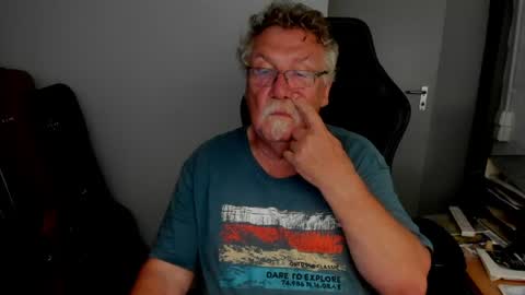 sharlots_pet online show from 06-30-26, 07:15
