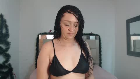 Sara online show from 12-28-24, 03:37