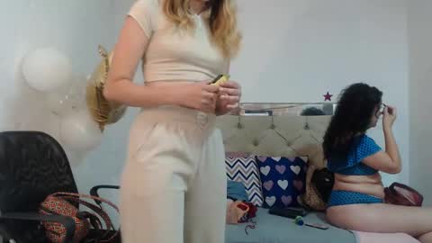 Sara online show from 01-21-25, 03:10