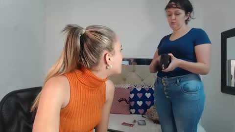 Sara online show from 02-15-25, 02:00