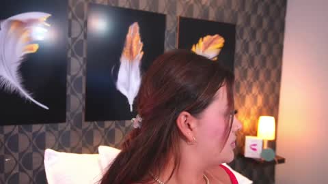 Snapshot of sharomross chatting on 04-18-26, 07:07 Sharom online show from 04-18-26, 07:07