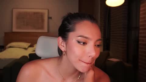 sharon baker online show from 12-18-25, 03:56