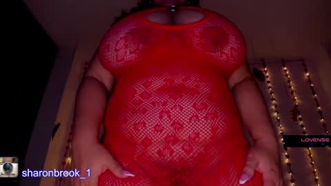 Snapshot of sharon_brook chatting on 12-14-24, 06:56 sharon_brook online show from 12-14-24, 06:56