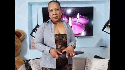 Sharon Noa online show from 05-20-26, 02:45