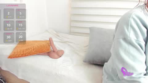 Sharon online show from 12-19-25, 12:01