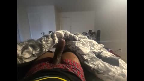 Snapshot of shatnerded chatting on 01-21-25, 11:13 shatnerded online show from 01-21-25, 11:13