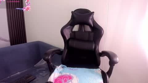 Shauna online show from 01-17-26, 05:45