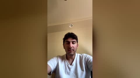 Snapshot of shaunt333 chatting on 03-21-26, 10:24 shaunt333 online show from 03-21-26, 10:24