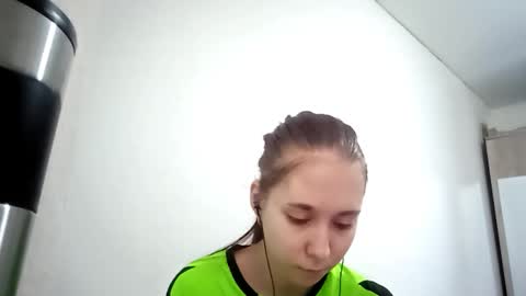 Annette online show from 12-18-25, 07:14