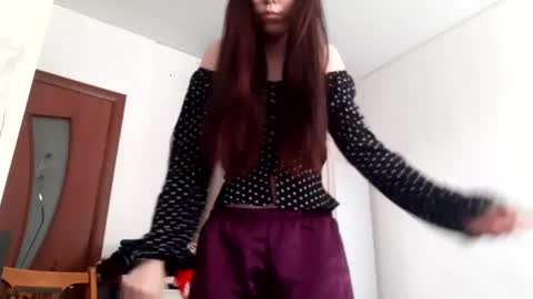 Annette online show from 04-02-26, 06:55