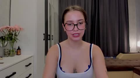 shawty__mariaa online show from 09-12-25, 01:33
