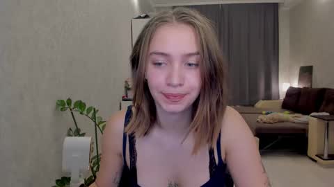 shawty__mariaa online show from 10-16-25, 02:18