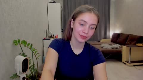 shawty__mariaa online show from 10-21-25, 01:23