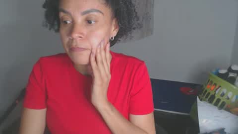 Shayna online show from 12-21-25, 02:19