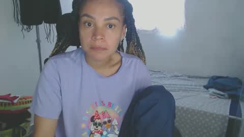 Snapshot of shayna_cute chatting on 04-27-26, 08:07 Shayna online show from 04-27-26, 08:07