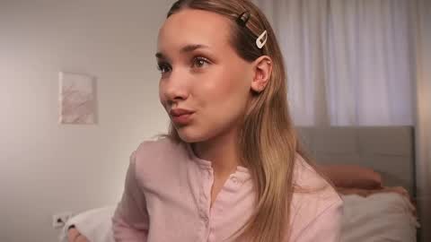 shebuny online show from 05-19-26, 04:41