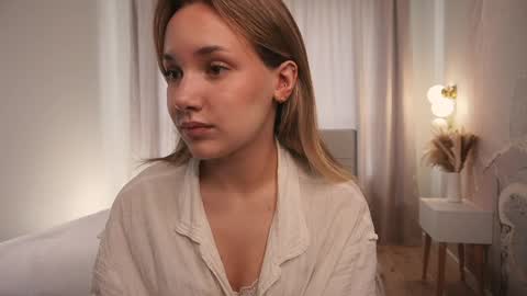shebuny online show from 05-20-26, 04:51