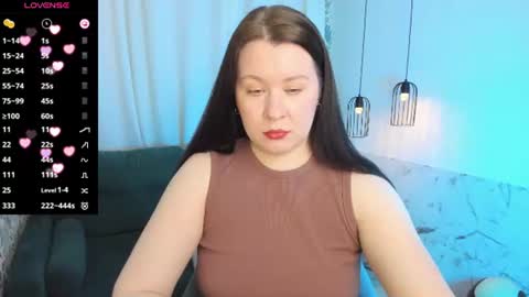 Snapshot of shedar_pretty chatting on 06-19-26, 05:45 Shedar online show from 06-19-26, 05:45