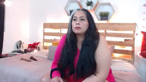 Snapshot of sheila_reeves27 chatting on 02-10-25, 06:03 Sheila Reeves online show from 02-10-25, 06:03