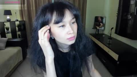 Snapshot of sheilafreman chatting on 04-21-26, 09:26 Sheila online show from 04-21-26, 09:26