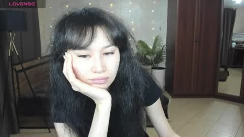 Snapshot of sheilafreman chatting on 04-27-26, 04:21 Sheila online show from 04-27-26, 04:21