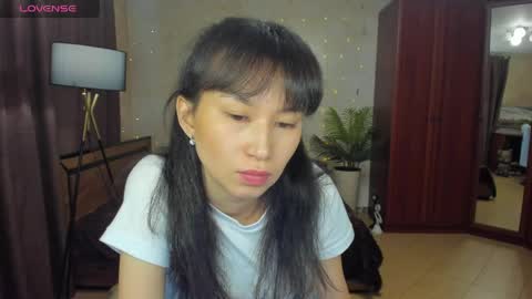 Snapshot of sheilafreman chatting on 05-22-26, 05:25 Sheila online show from 05-22-26, 05:25