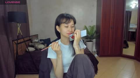 Snapshot of sheilafreman chatting on 05-31-26, 04:31 Sheila online show from 05-31-26, 04:31