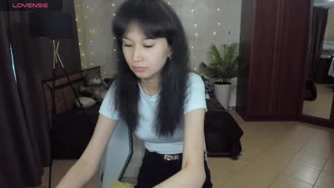 Snapshot of sheilafreman chatting on 06-01-26, 04:58 Sheila online show from 06-01-26, 04:58