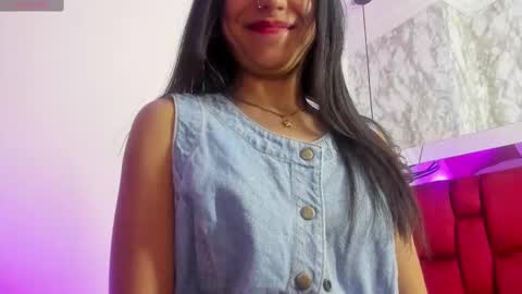 Snapshot of sheilly_brown chatting on 11-07-25, 07:25 sheilly_brown online show from 11-07-25, 07:25