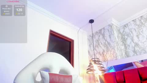 Snapshot of sheilly_brown chatting on 11-11-25, 07:25 sheilly_brown online show from 11-11-25, 07:25