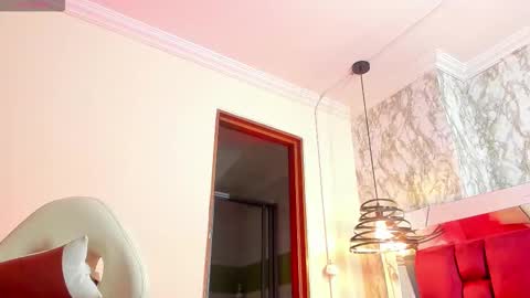 Snapshot of sheilly_brown chatting on 11-21-25, 07:45 sheilly_brown online show from 11-21-25, 07:45