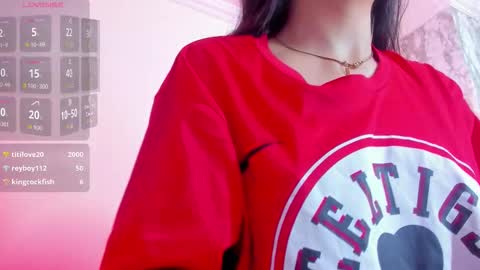 Snapshot of sheilly_brown chatting on 12-14-25, 09:47 sheilly_brown online show from 12-14-25, 09:47