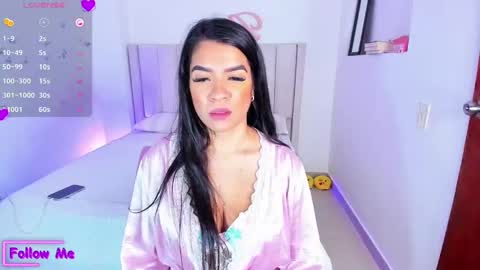 Snapshot of sheirysex chatting on 12-22-24, 05:12 Danna   online show from 12-22-24, 05:12