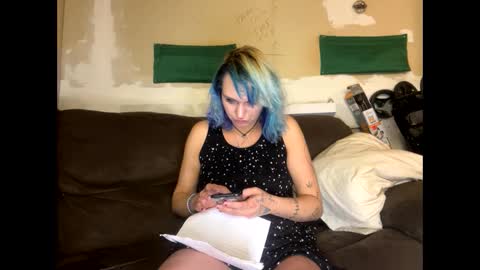 Snapshot of shelbybaby01 chatting on 01-10-25, 08:48 Shelby holes online show from 01-10-25, 08:48