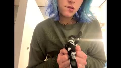 Snapshot of shelbybaby01 chatting on 01-11-25, 01:59 Shelby holes online show from 01-11-25, 01:59