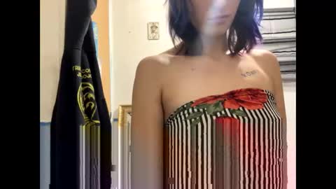 Snapshot of shelbybaby01 chatting on 10-03-25, 08:50 Shelby holes online show from 10-03-25, 08:50