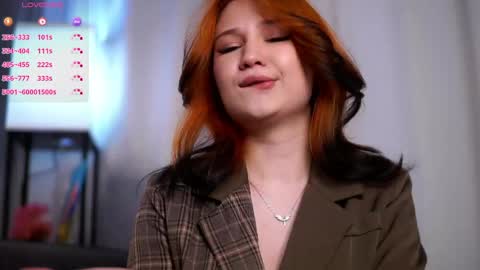 Lina online show from 04-17-26, 02:31