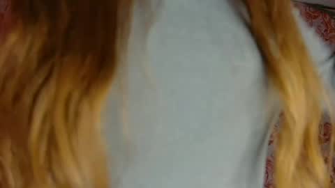 Snapshot of shelikessoymilk chatting on 05-15-26, 06:15 Erika online show from 05-15-26, 06:15